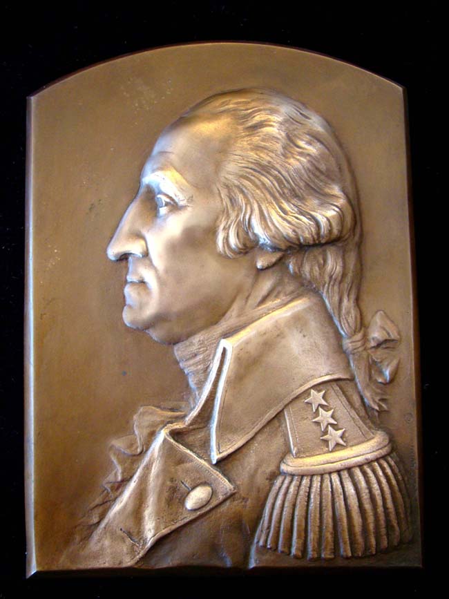 A magnificent antique bronze plaque depicting General George Washington by Luini Costanzo